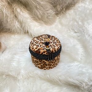 Leopard trinket box